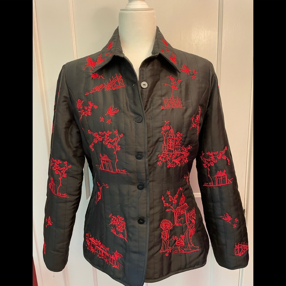 Anne Carson 100% silk black and red jacket. Size medium